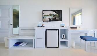 Andaman Beach Suites Hotel