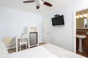 Venice on the Beach Hotel