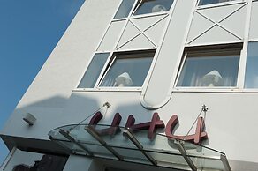 Hotel UHU Garni Köln