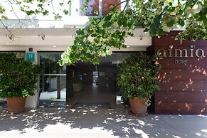 Hotel Aimia