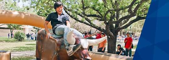 Fairfield Inn & Suites by Marriott Marshall