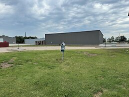 Super 8 by Wyndham Independence KS