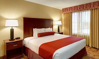 The Grand Hotel - Salem