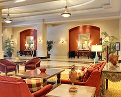 The Grand Hotel - Salem