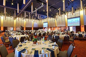 The Grand Hotel - Salem