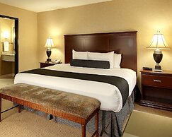 The Grand Hotel - Salem