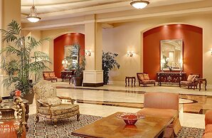 The Grand Hotel - Salem