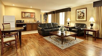 The Grand Hotel - Salem