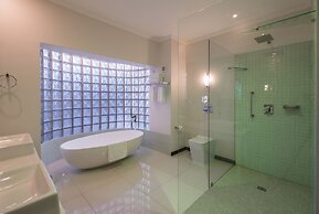 Protea Hotel by Marriott Mossel Bay