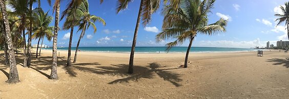 Borinquen Beach Inn