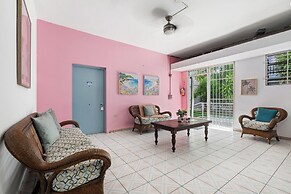 Borinquen Beach Inn