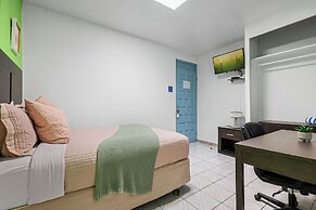 Borinquen Beach Inn