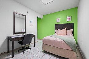 Borinquen Beach Inn