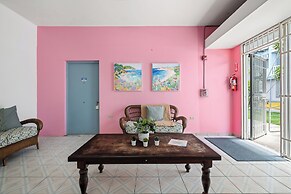 Borinquen Beach Inn