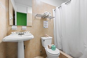 Borinquen Beach Inn