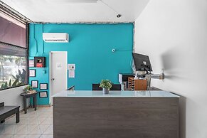Borinquen Beach Inn