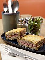 Campanile NATURE - Bordeaux Sud Gradignan Talence