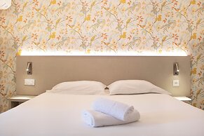 Brit Hotel Avignon Sud