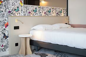 Brit Hotel Avignon Sud