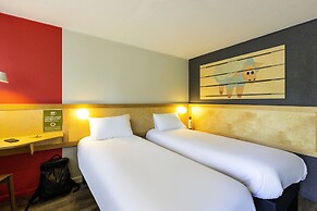 Greet Hotel Angouleme