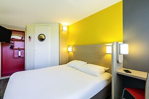 Greet Hotel Angouleme