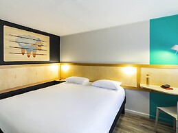 Greet Hotel Angouleme