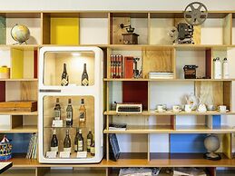 Greet Hotel Angouleme