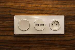 Kyriad Bordeaux - Mérignac Aéroport