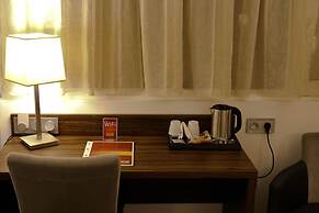 Kyriad Bordeaux - Mérignac Aéroport