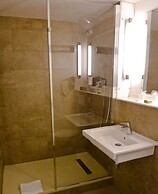 Kyriad Bordeaux - Mérignac Aéroport