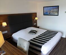 Kyriad Bordeaux - Mérignac Aéroport