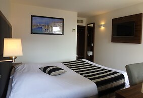 Kyriad Bordeaux - Mérignac Aéroport