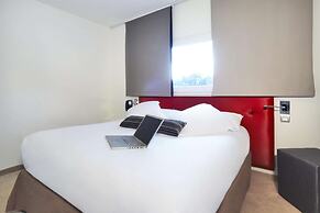 Hôtel, restaurant Kyriad Fréjus