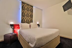 Hôtel, restaurant Kyriad Fréjus