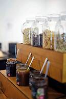 Hôtel, restaurant Kyriad Fréjus