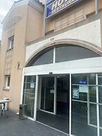 Hôtel, restaurant Kyriad Fréjus