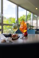 Hôtel, restaurant Kyriad Fréjus