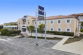 Hôtel, restaurant Kyriad Fréjus