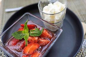 Hôtel, restaurant Kyriad Fréjus