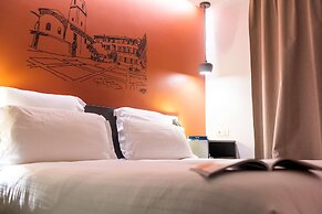 Hôtel, restaurant Kyriad Fréjus