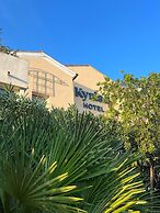 Hôtel, restaurant Kyriad Fréjus