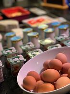 Hôtel, restaurant Kyriad Fréjus