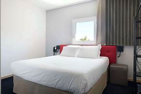 Hôtel, restaurant Kyriad Fréjus