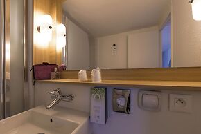 Campanile Le Mans Est