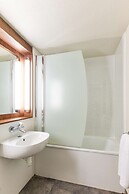 Campanile Lyon Est - Aéroport Saint Exupéry