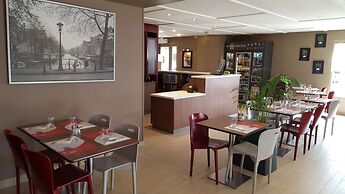 Campanile Lyon Est - Aéroport Saint Exupéry