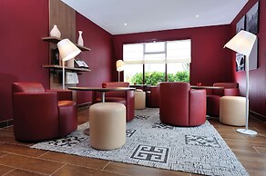 Campanile Lyon Est - Aéroport Saint Exupéry