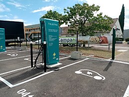 Campanile Lyon Est - Aéroport Saint Exupéry