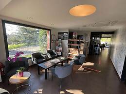 Kyriad Lyon Sud Sainte Foy