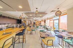 Mandarina Luxembourg Airport Hotel